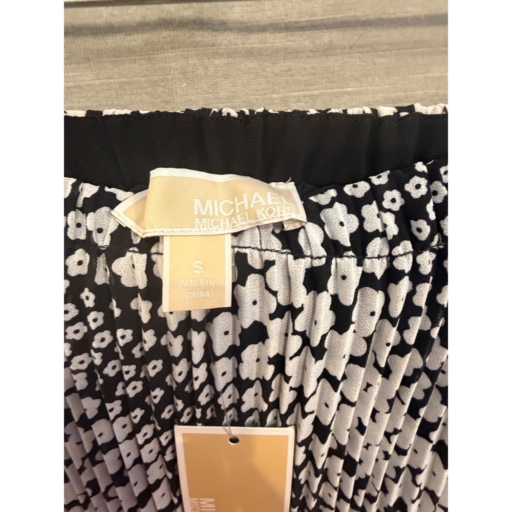 S 112 Michael Kors NWT Black White Floral Strapless Maxi Dress Smocked Boho - Picture 4 of 5
